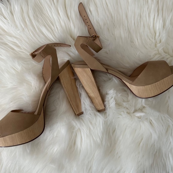 Summer Must Have - Picture 2 of 2